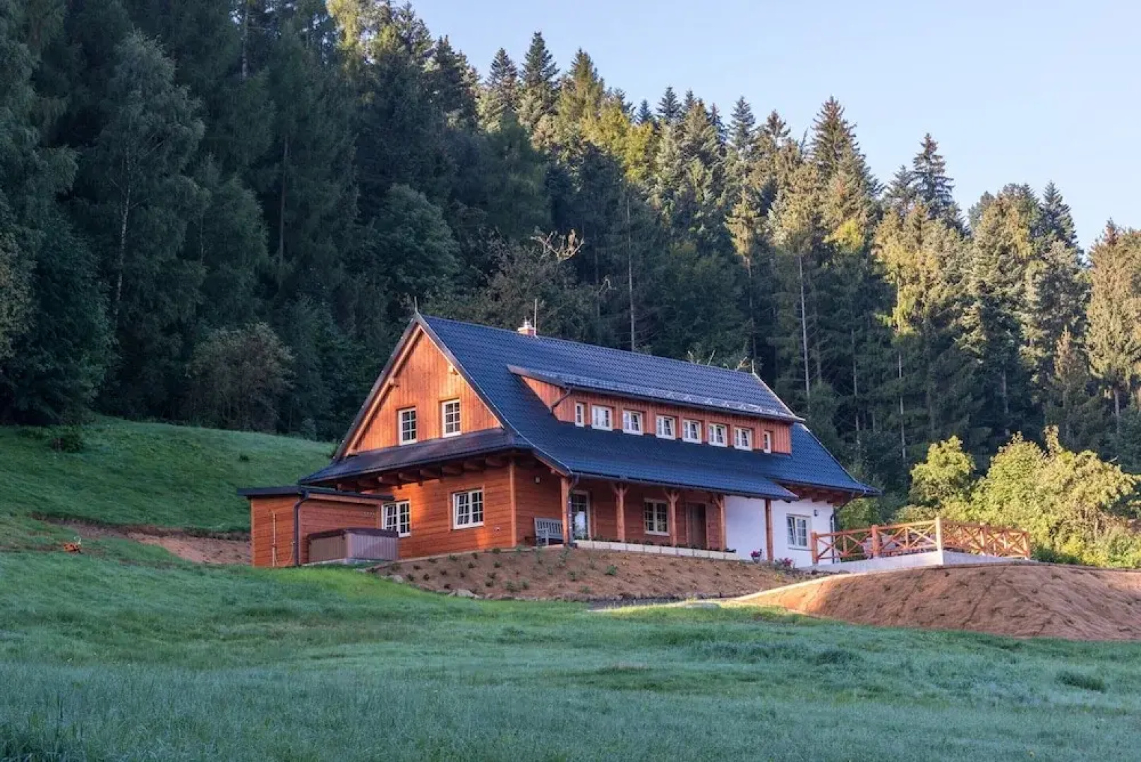 Villa With Pool in Hutisko-solanec