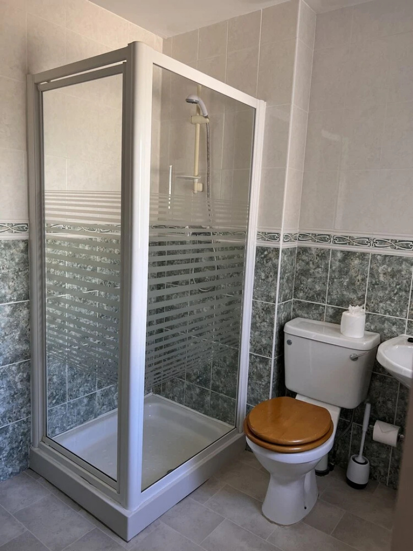 Sea View Hotel - Sandpebbles