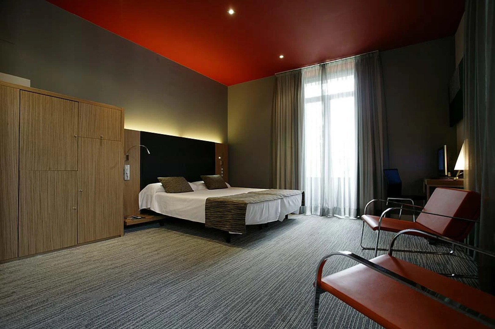 Petit Palace Plaza del Carmen