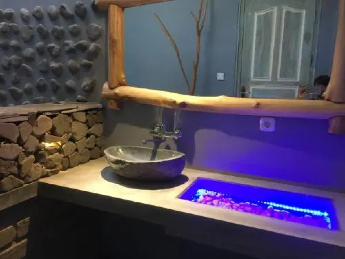 Sing Sing Resort Lovina