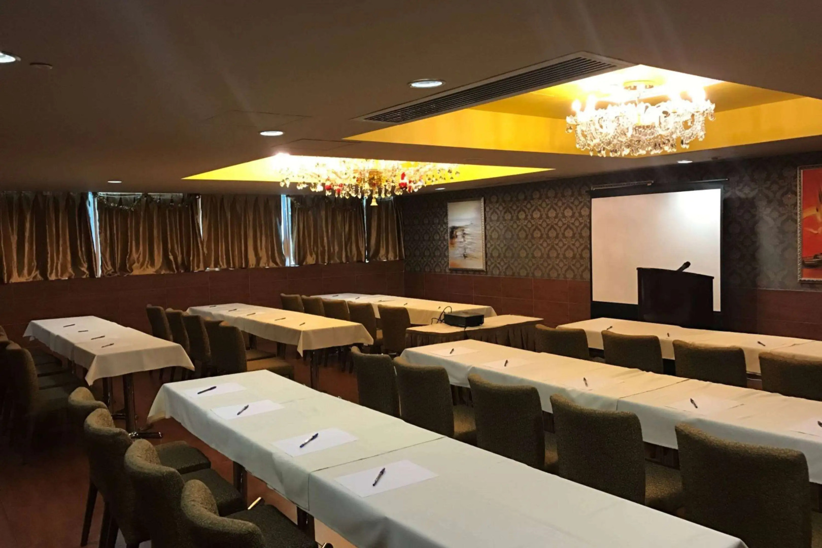 Ramada Grand Tsim Sha Tsui (Former Ramada Hong Kong Grand Tsim Sha Tsui)