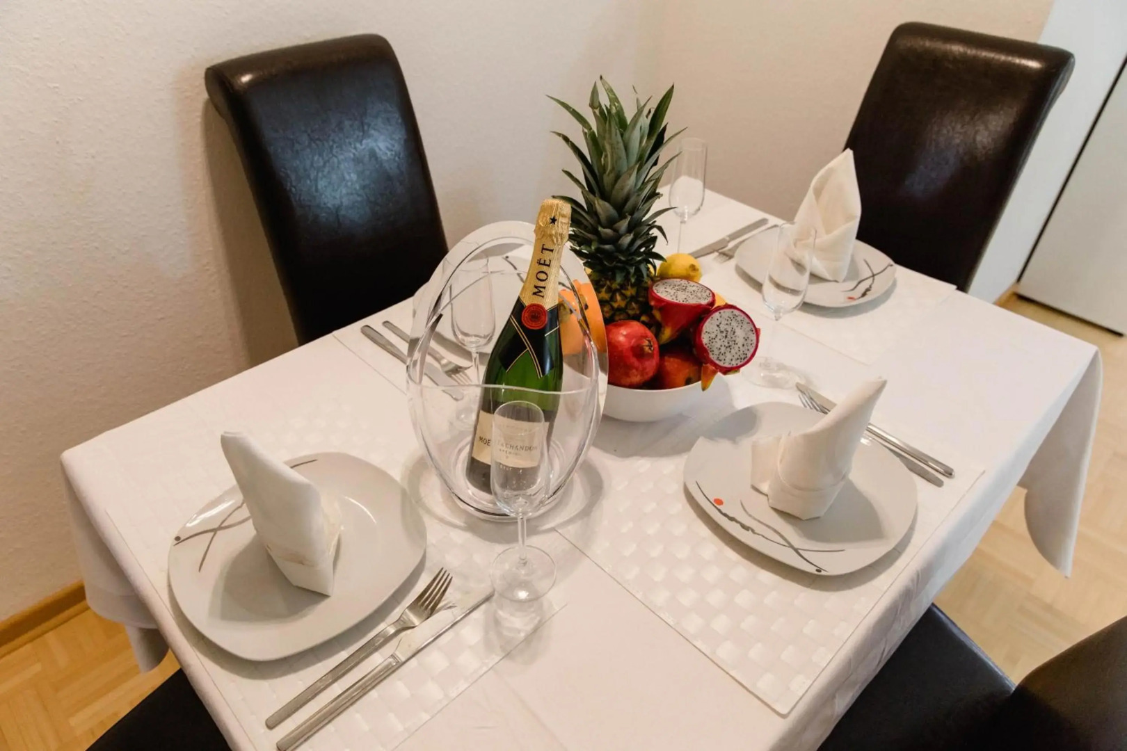 Luxury flat between Cologne and Bonn, shuttle from/to airport, trade fair, train station and Phantasy Land Bruhl