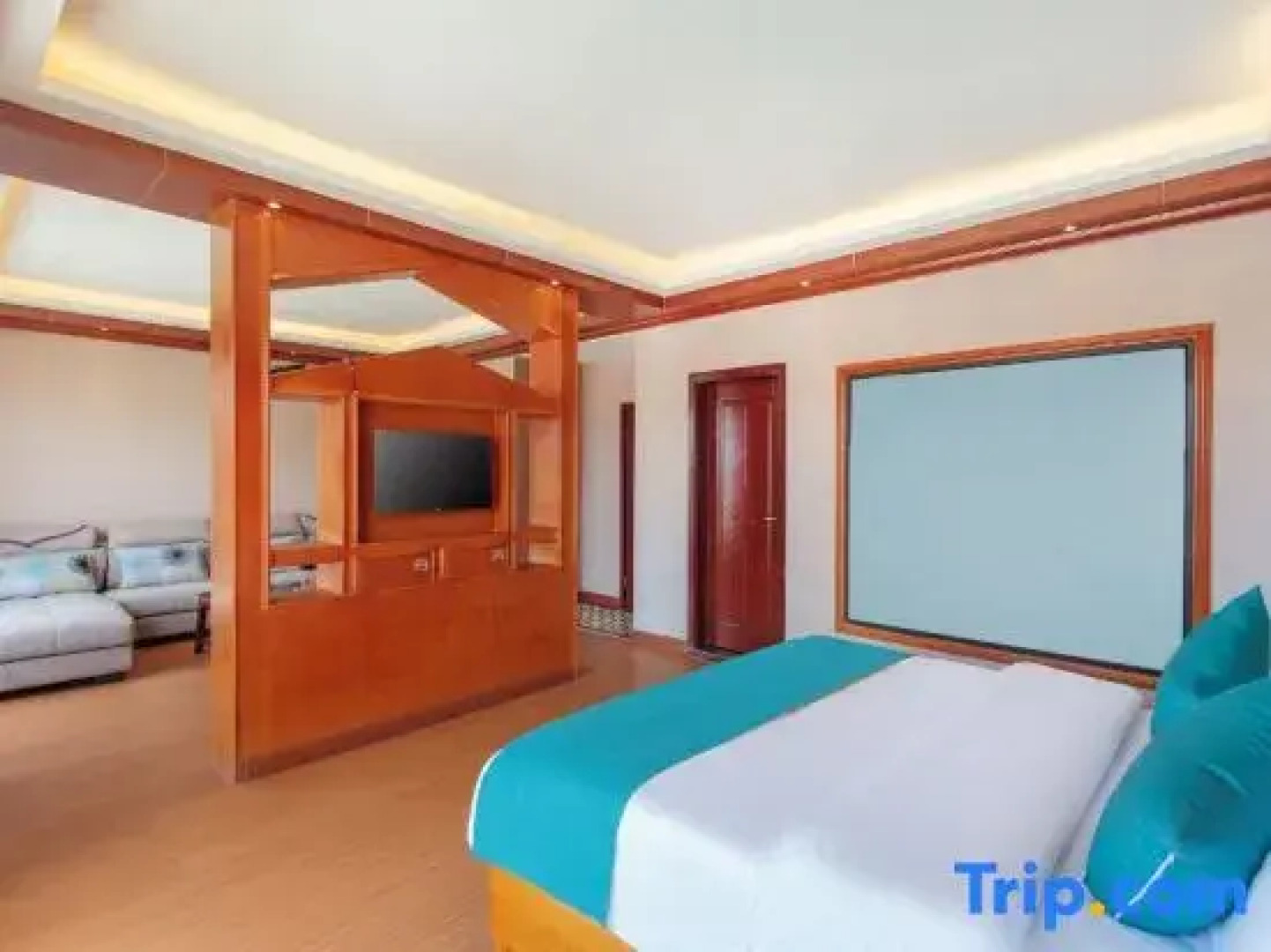 Yong Zhu Qi Ju Xi Jing Hotel (Ganzi Hongjun Road white pagoda park Branch)