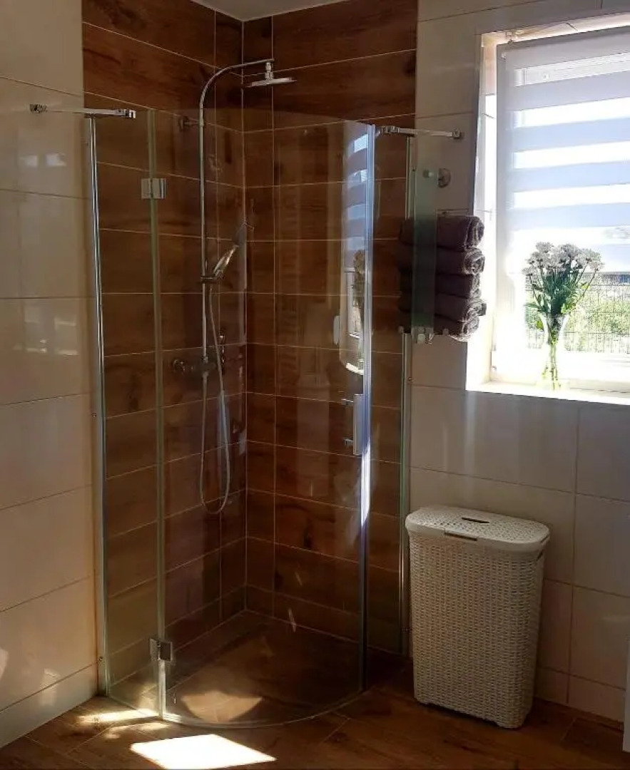 DomekTomek z kominkiem i ogrodem 1000m