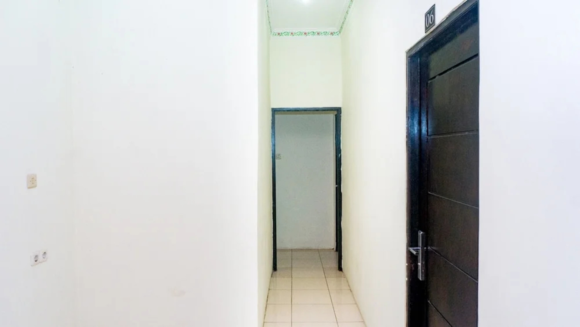 RedDoorz near Sentani Airport Jayapura