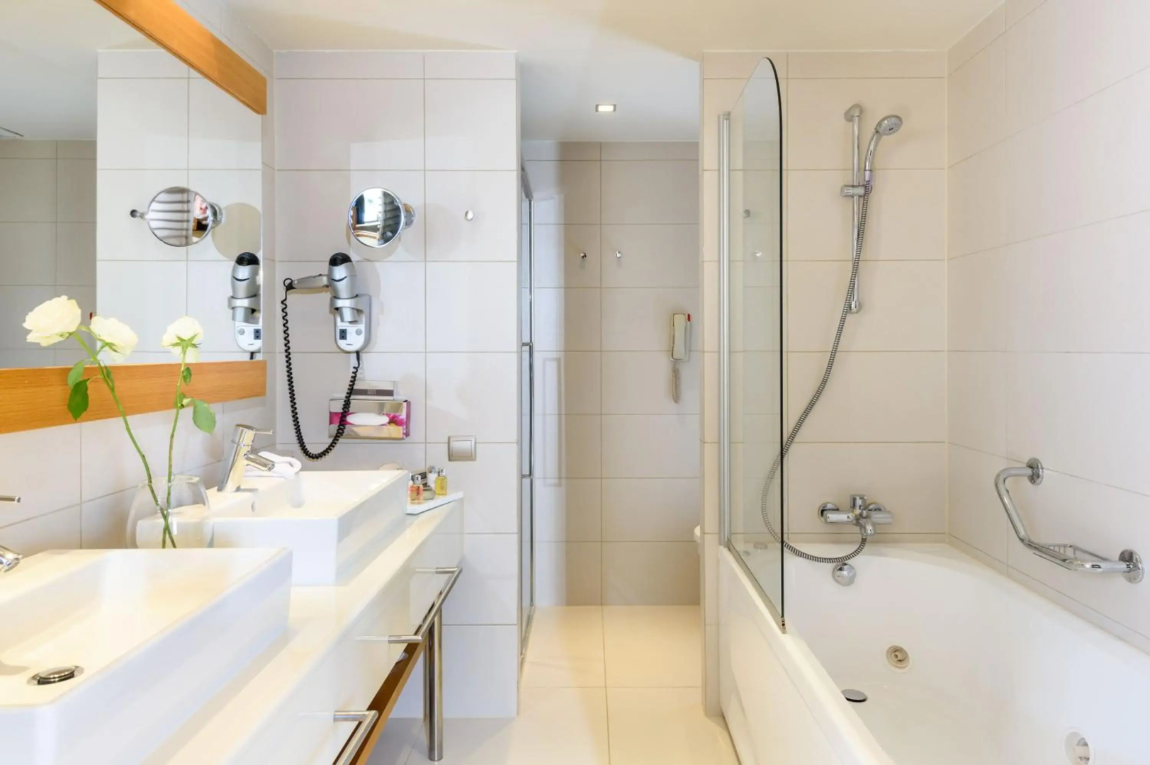 Alexander Beach hotel & Spa