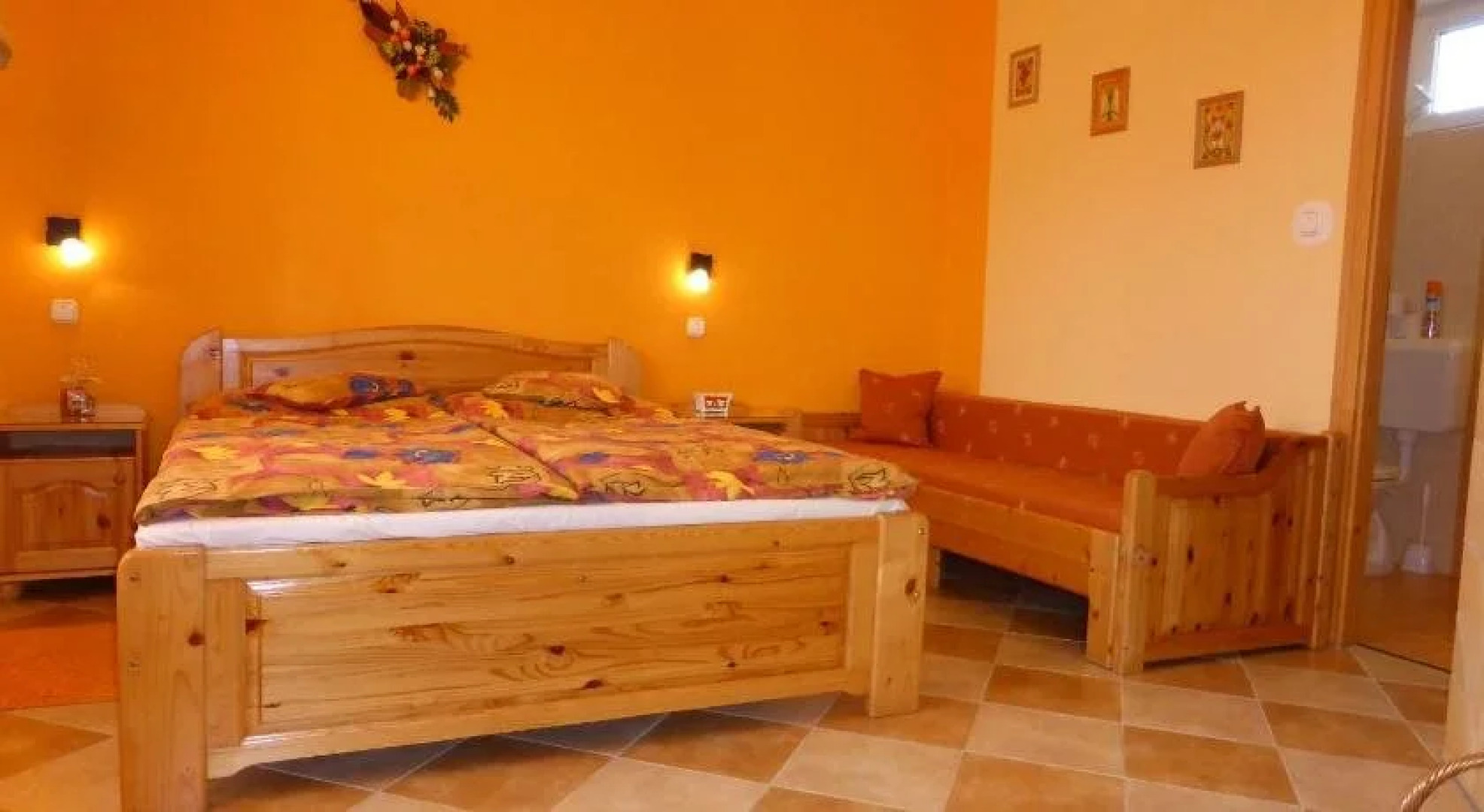 Napfény Apartman és Vendégház