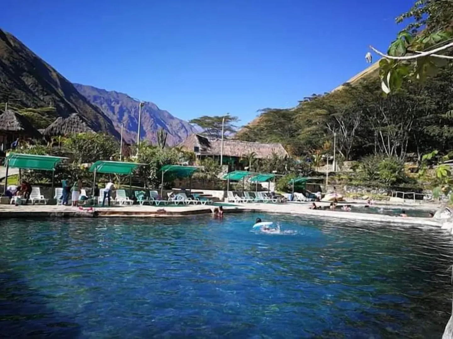 Eco Lodge Restaurant Araplay