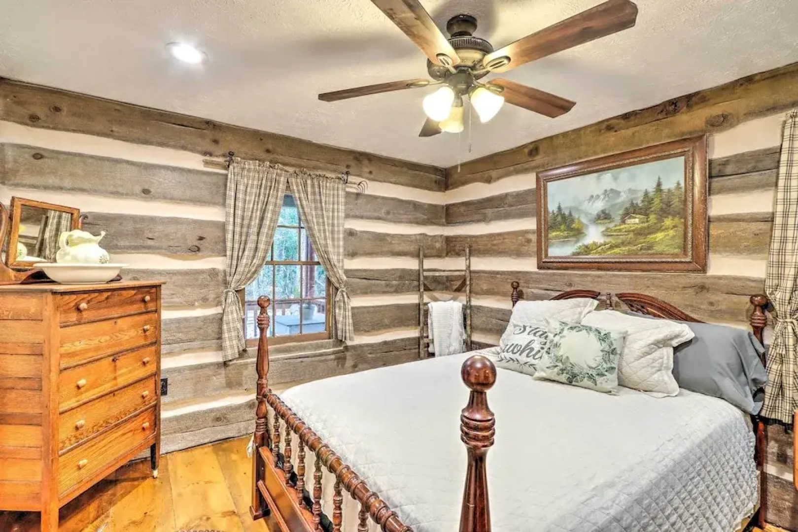 Cozy Creekside Mountain Escape w/ Hot Tub!