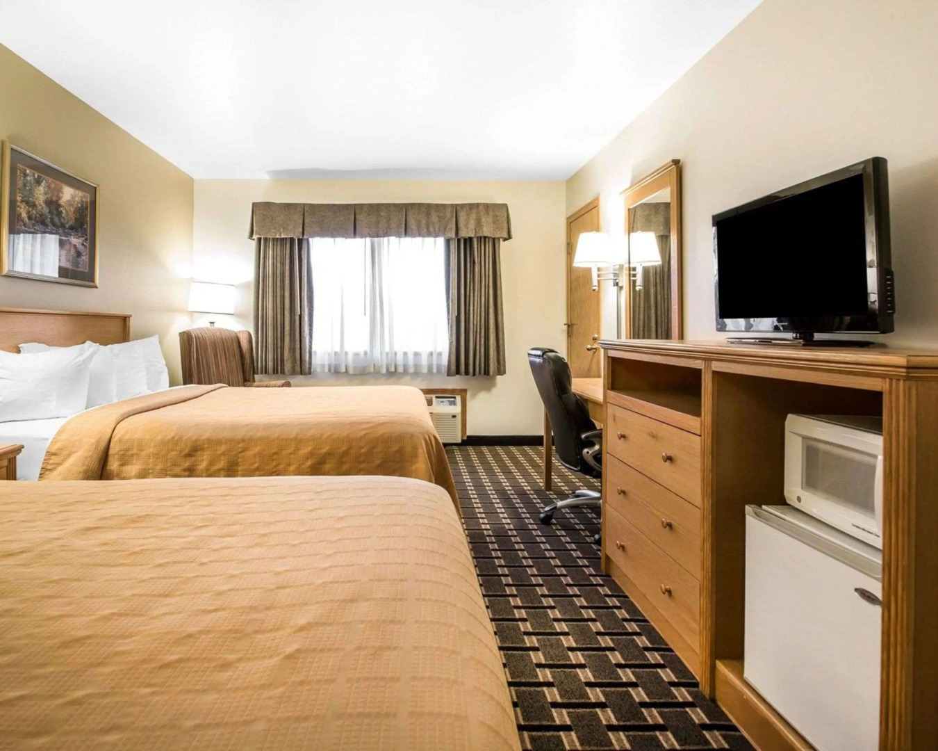 Quality Inn Mauston I-90