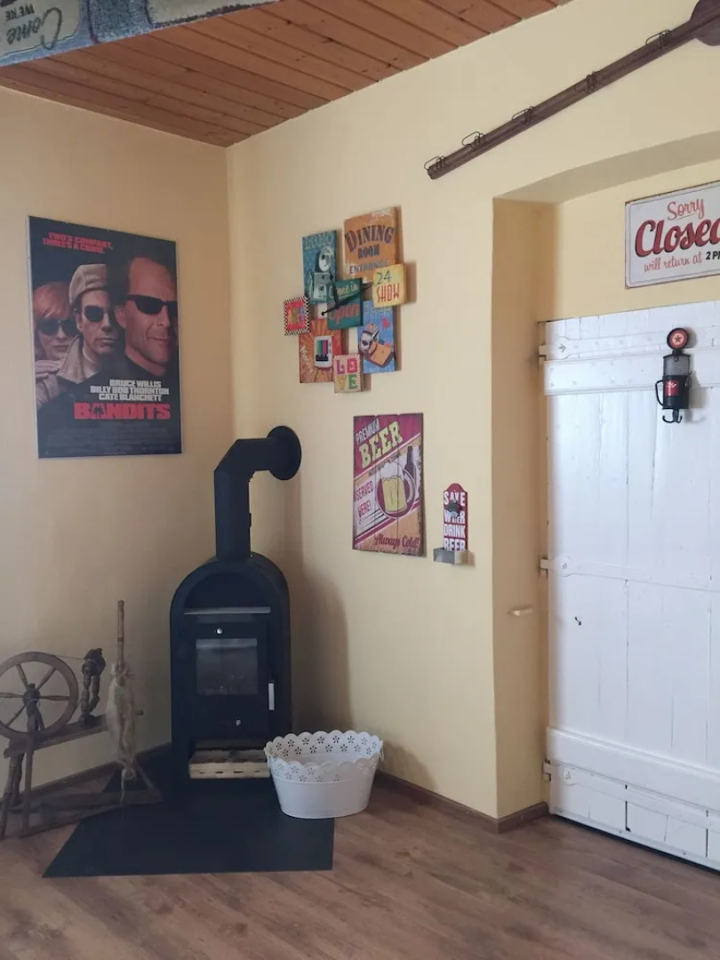 Bed & Breakfast Castle Hollywood