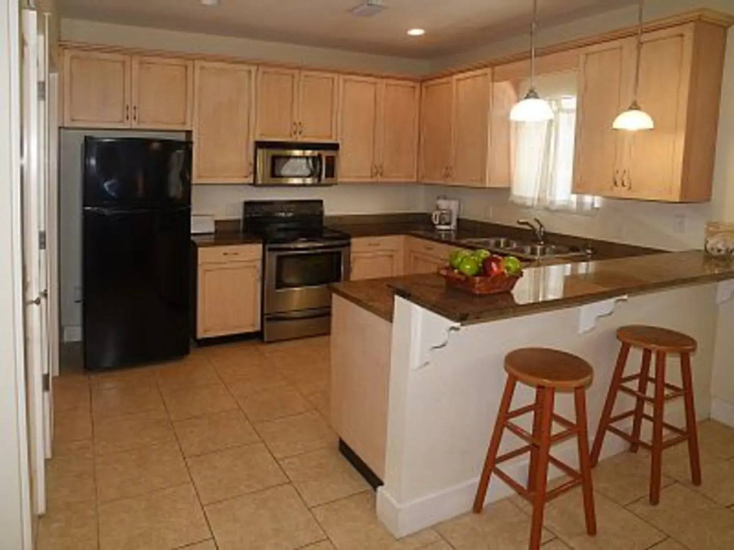 Seaview Cottages 6 Great Value Family Vacation Home and 2 Minute Walk