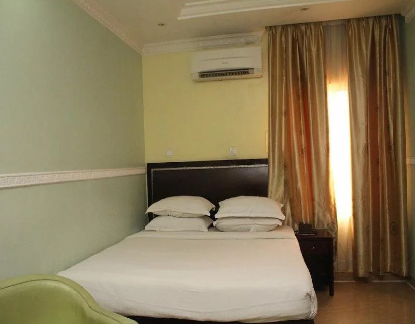 Carat 24 Business Hotel and Suites LTD