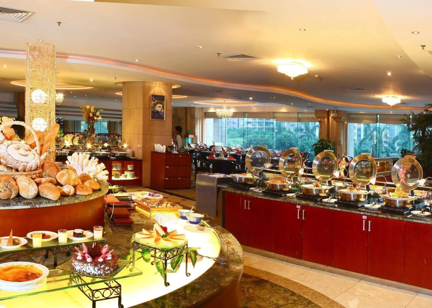 Jiang Men Palace International Hotel