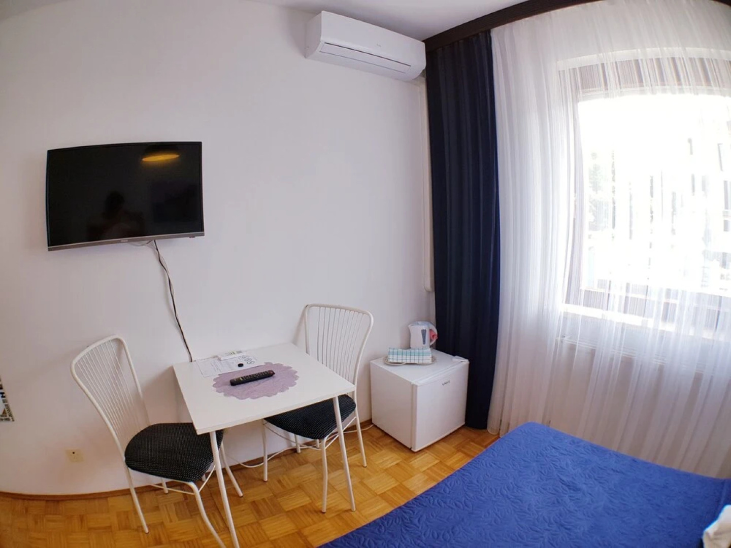 BAGI Apartments & Rooms