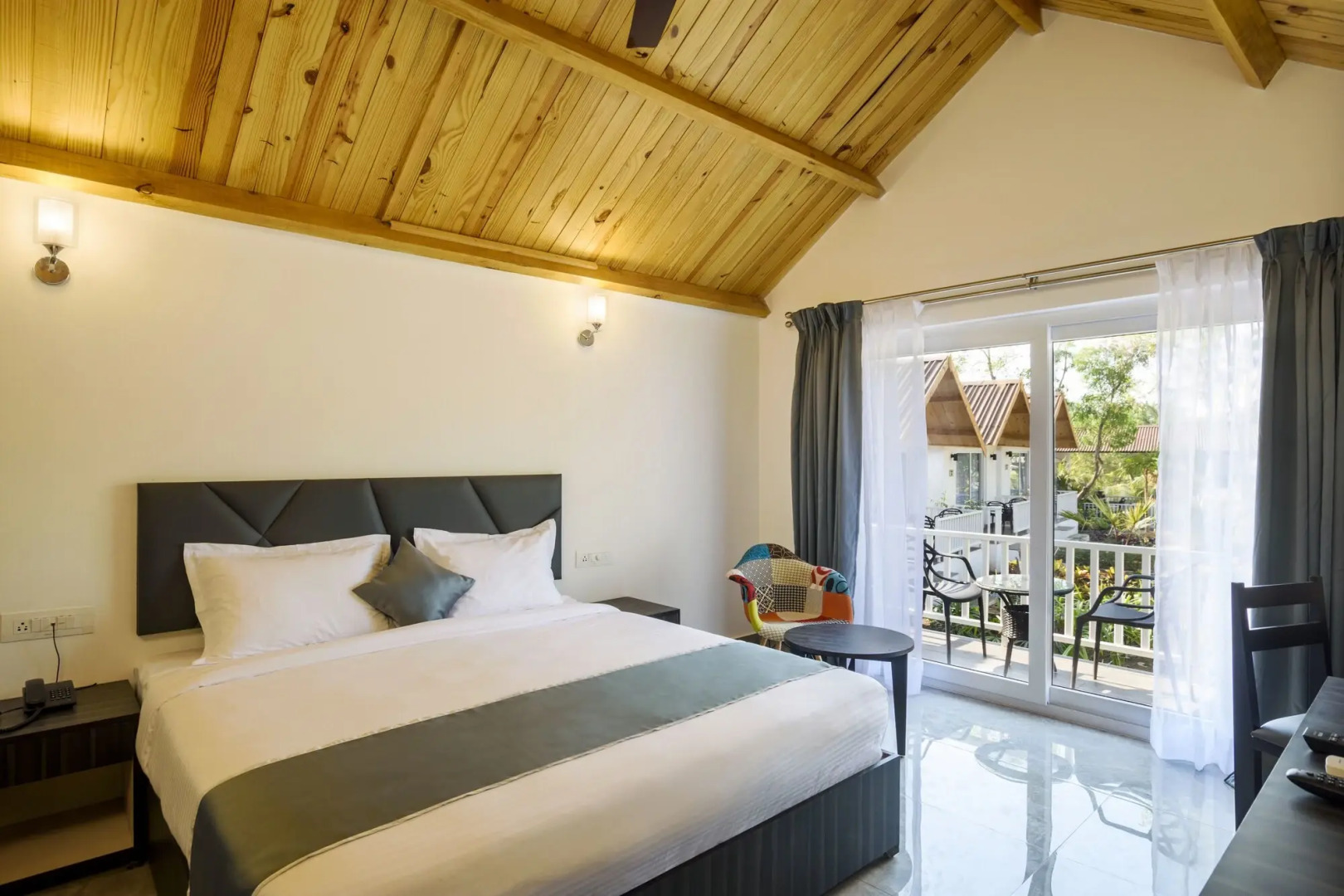 White woods Resort & Spa