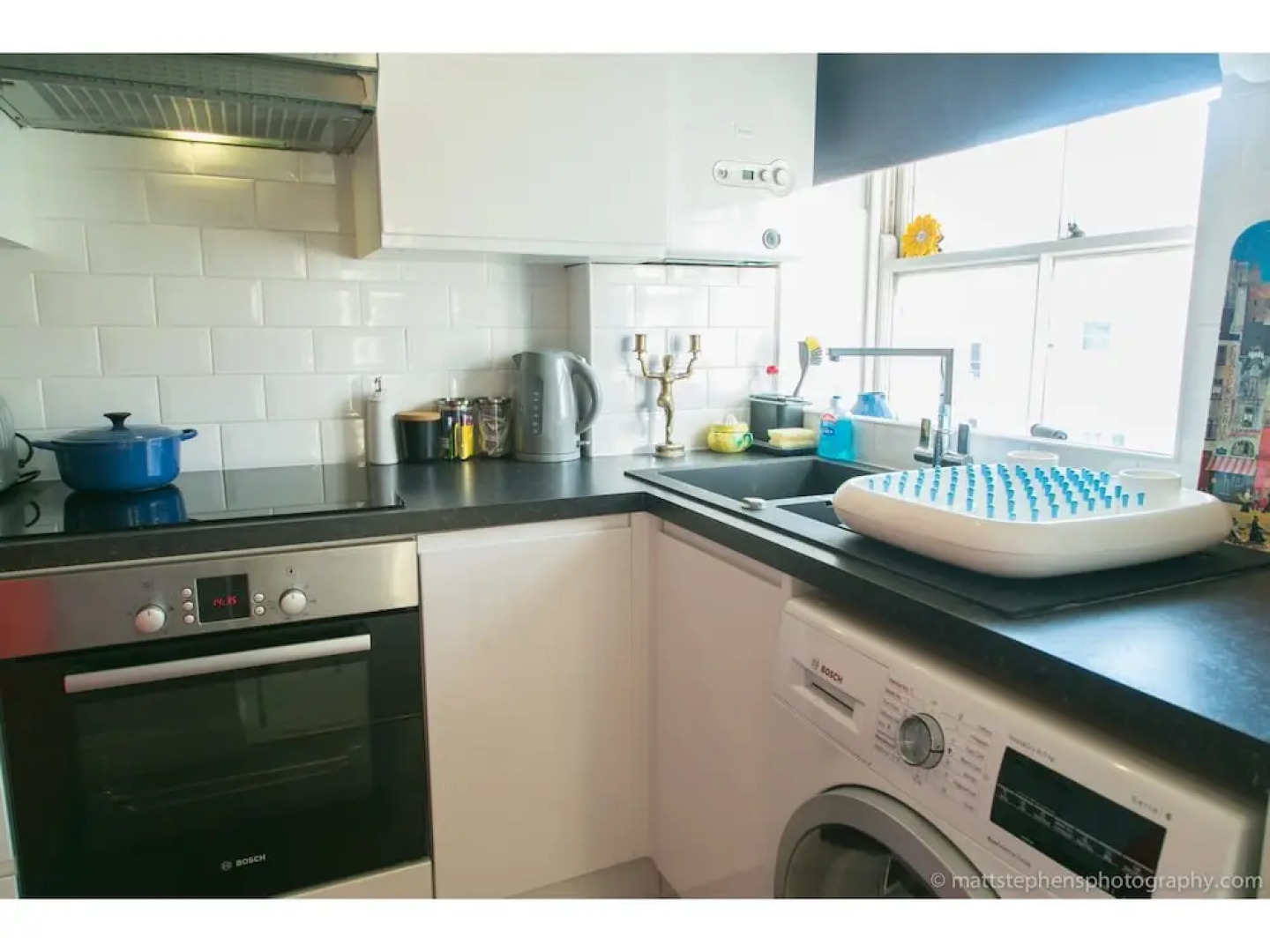 Perfect Brighton 2 Bed With Sea View!
