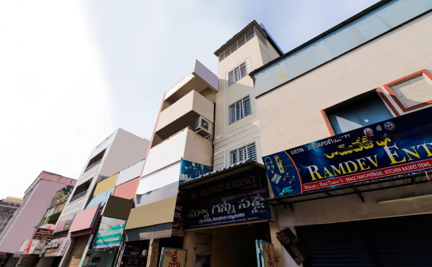 Jupudy Residency By OYO Rooms