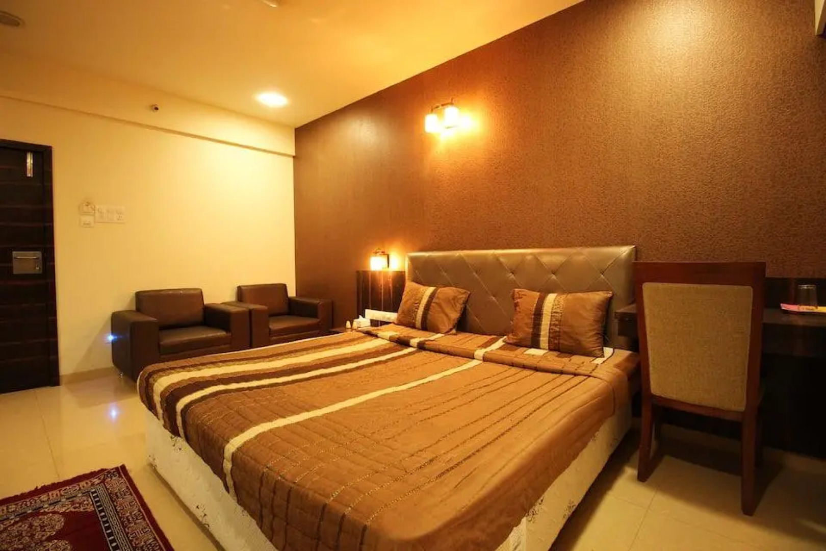 Hotel Sai Moreshwar