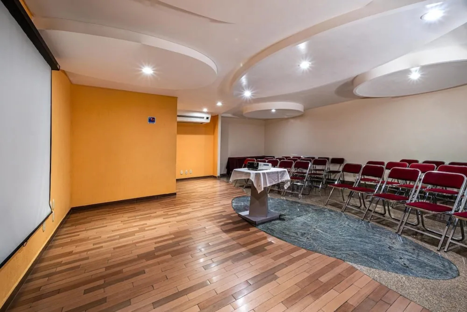 Hotel Parque Satelite