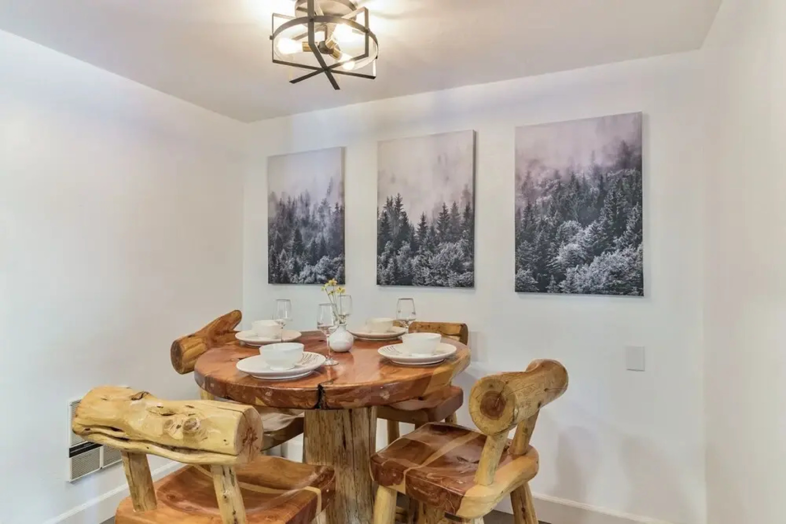 Prince Pine 3 Bedroom Cabin by Redawning