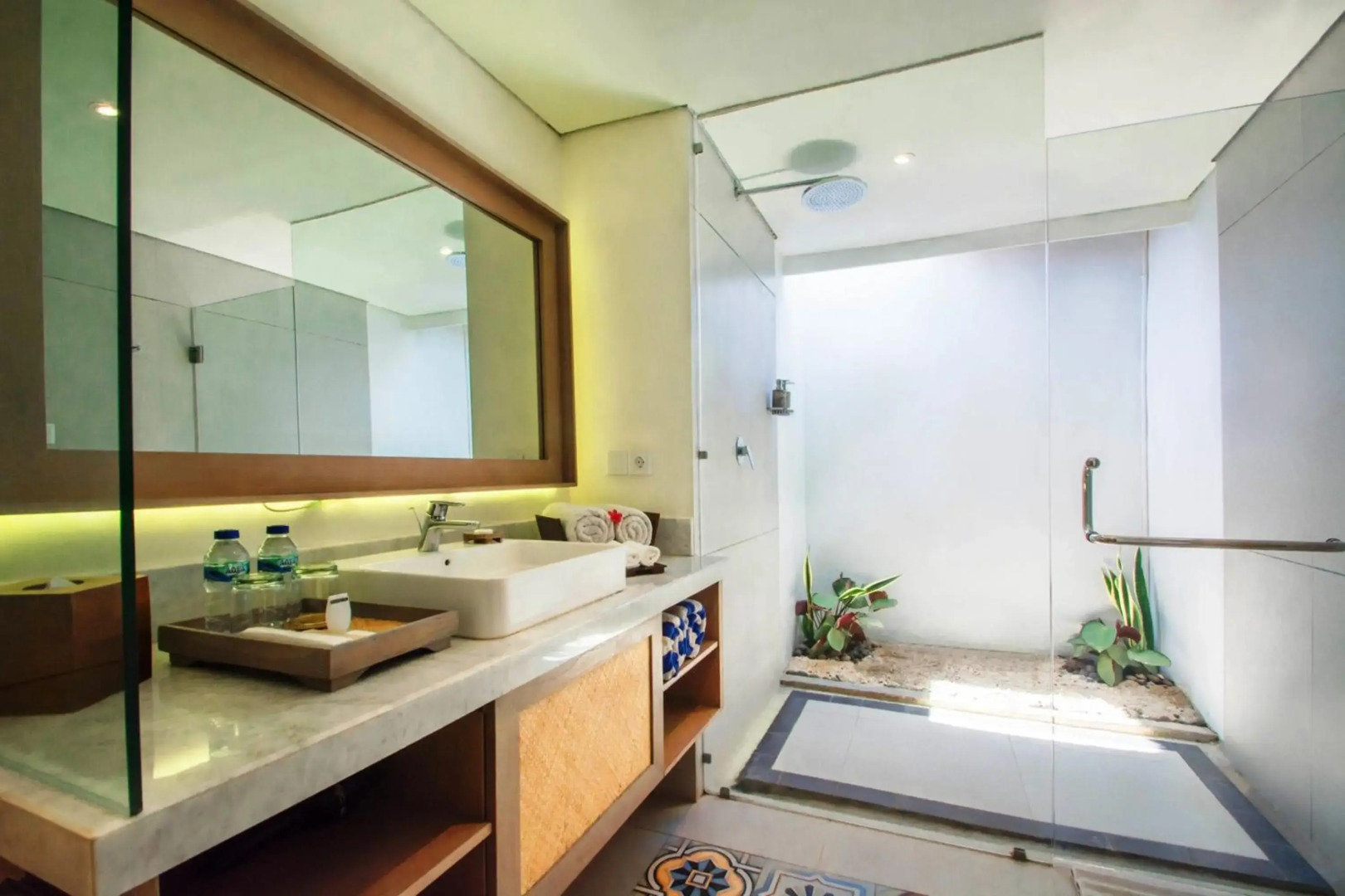 Nirwana Beach & Resort