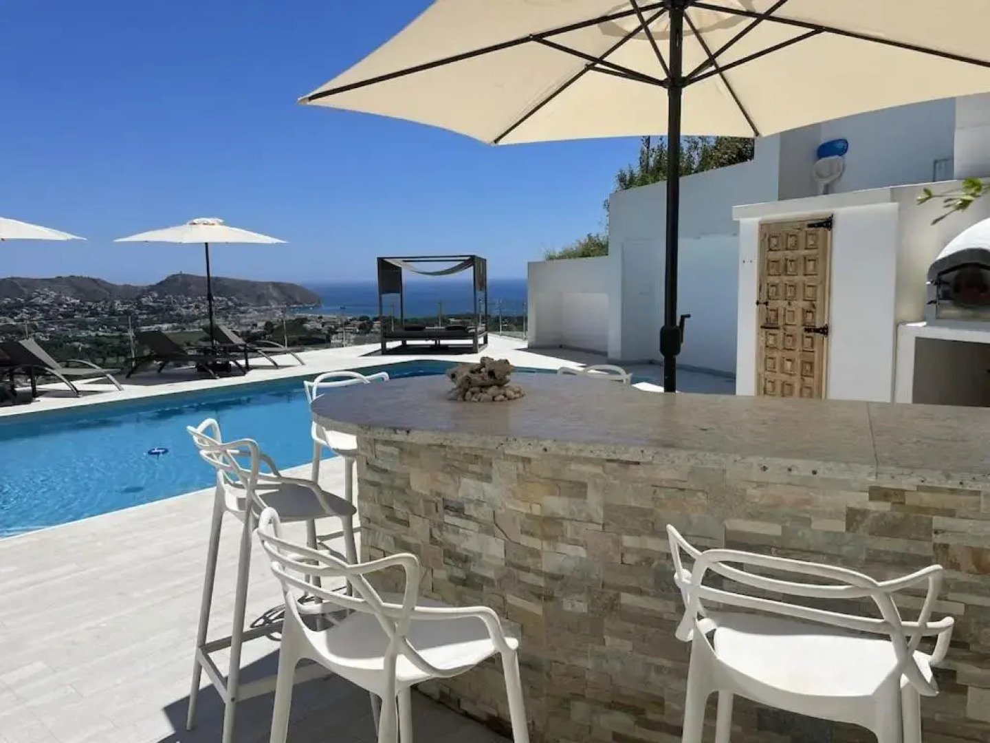 Casa Vida, Your Villa with Panoramic Sea Views in Moraira.