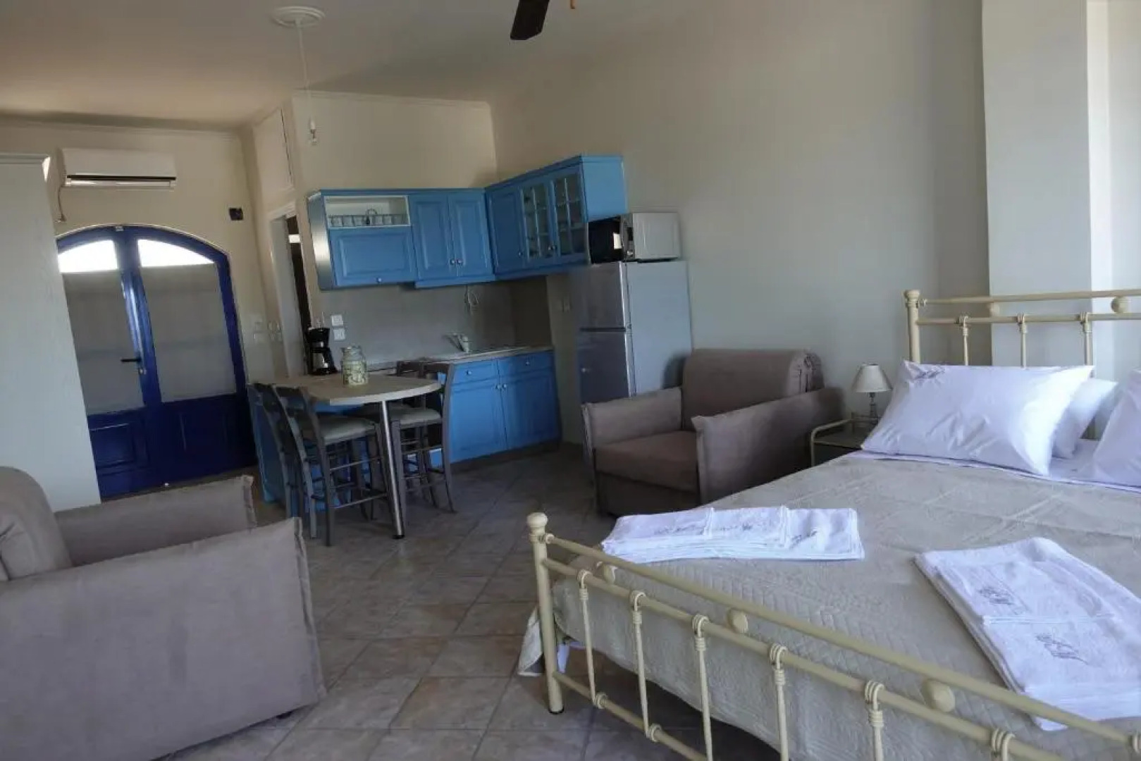 Sea Urchin Apartments 2nd floor