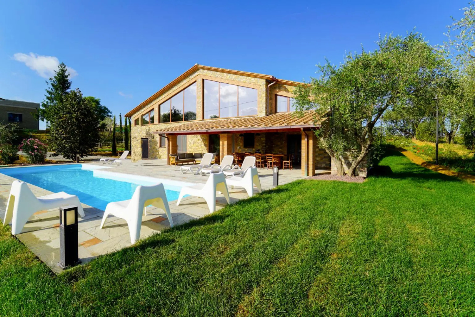 Villa Il Girasole in Parrano