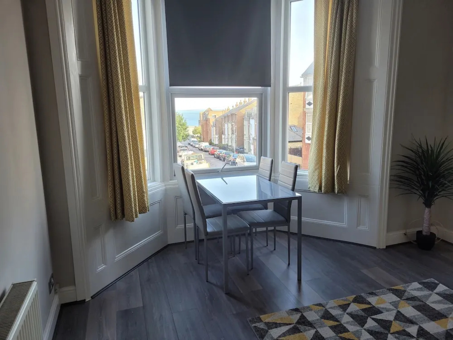 a sea View Property With a Short Walk to Beach