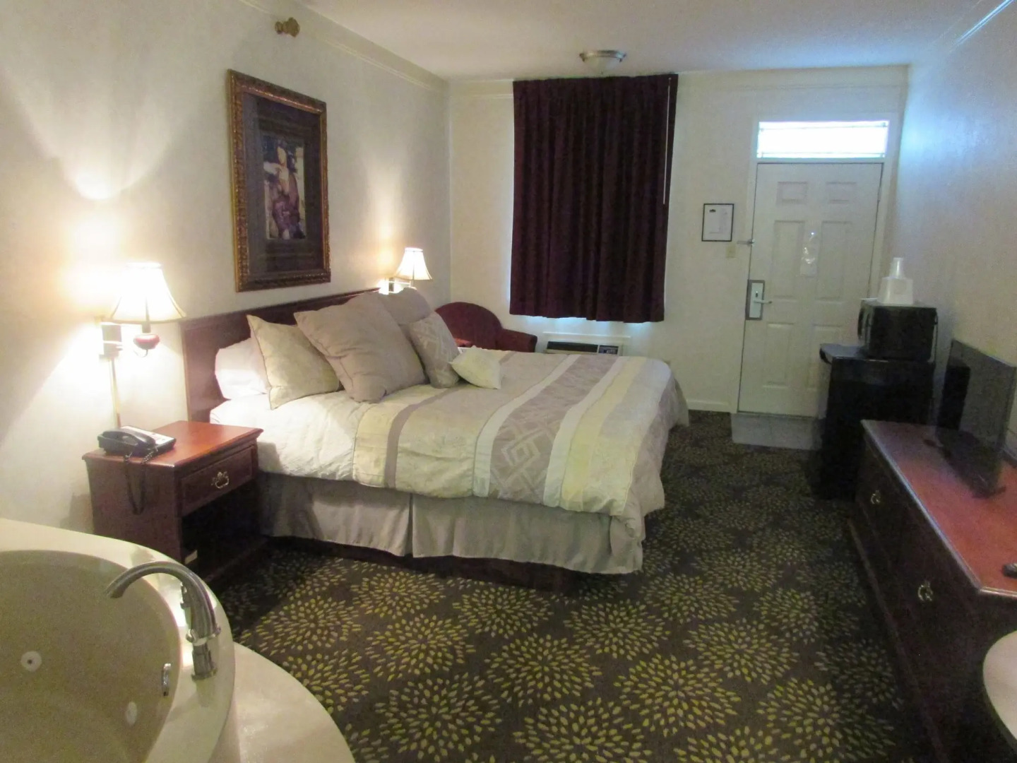 Plantation Oaks Suites & Inn