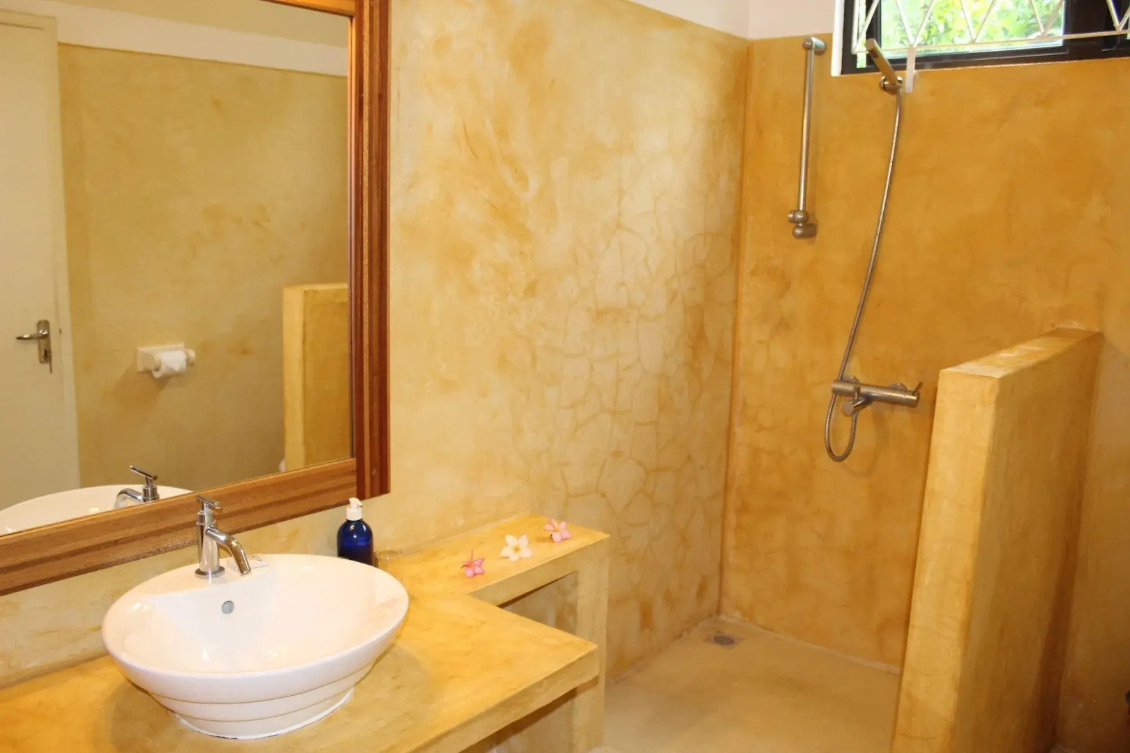 Chantauvent Guesthouse