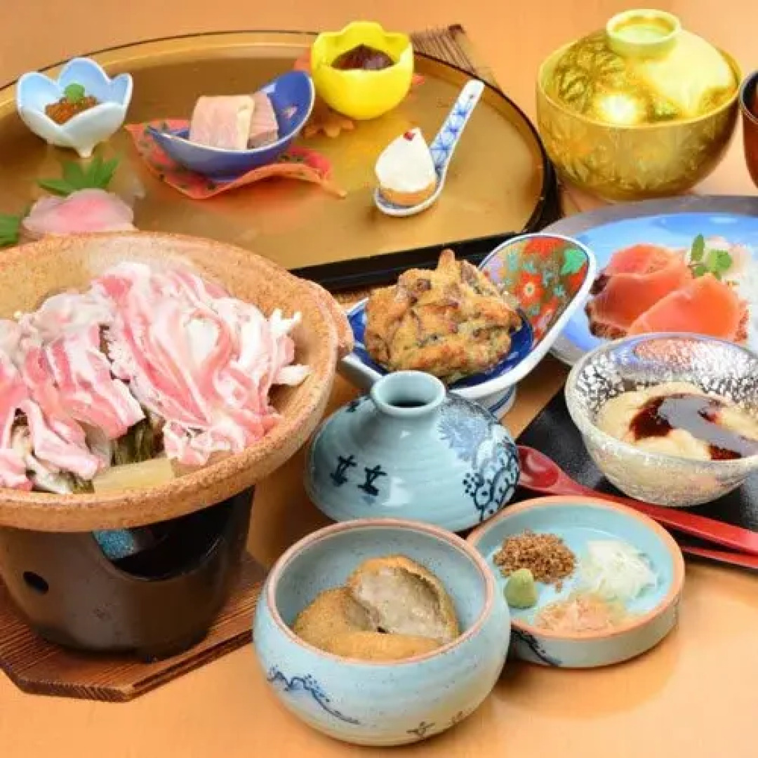 Oyado Taketori Monogatari