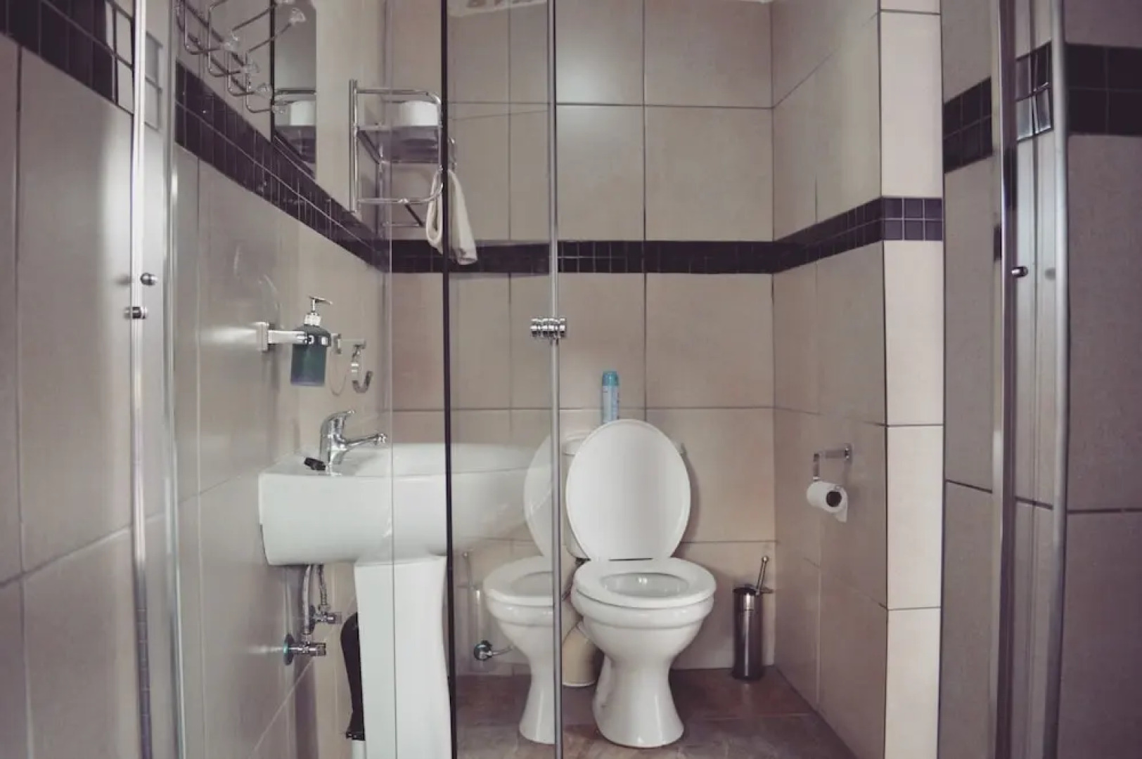 HomeBase Melville - Hostel