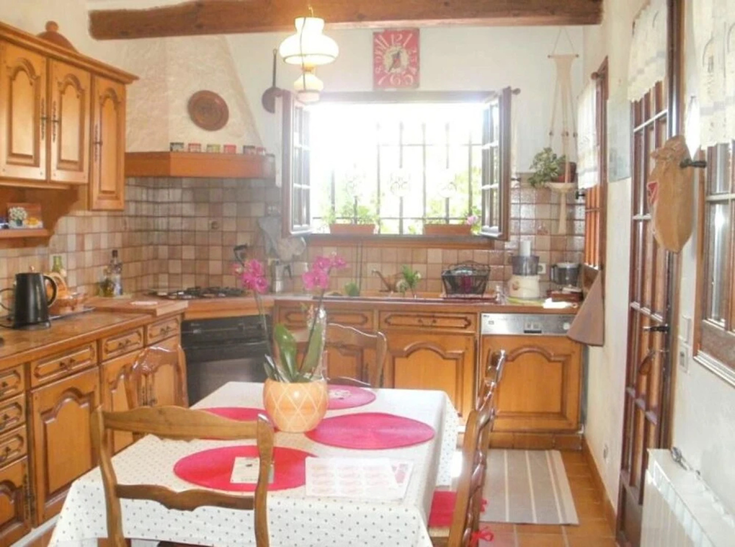 Upper Part of a Villa With 3 Bedrooms in Vence, With sea View, Private