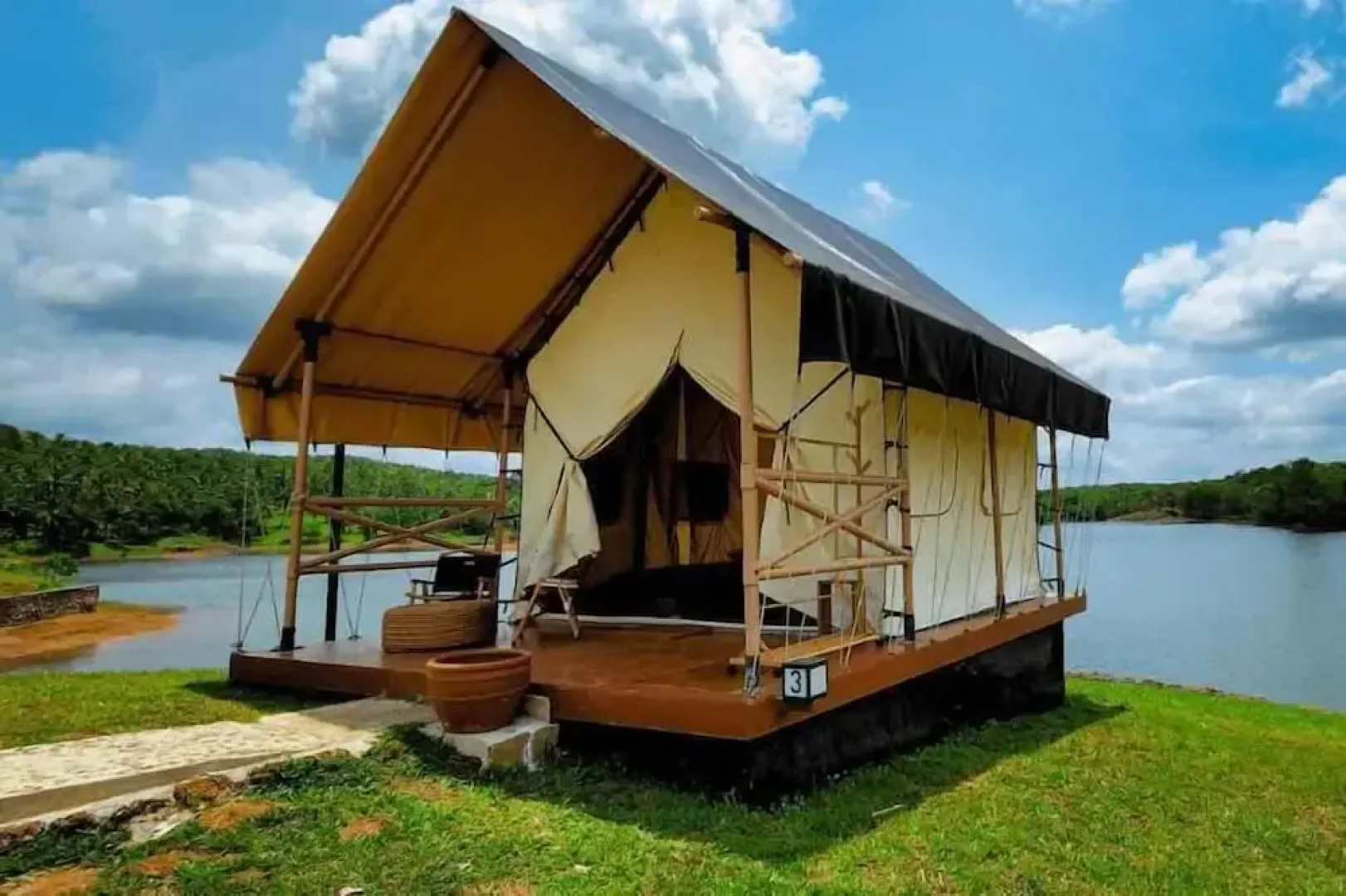 Sofia's Lake Resort