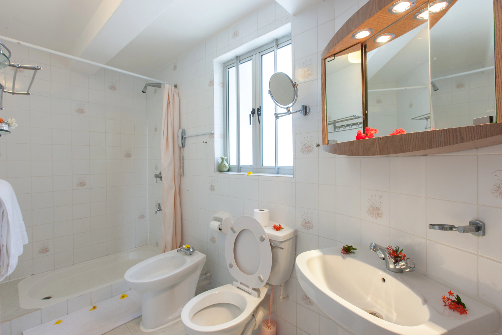Le Relax Hotel and Restaurant