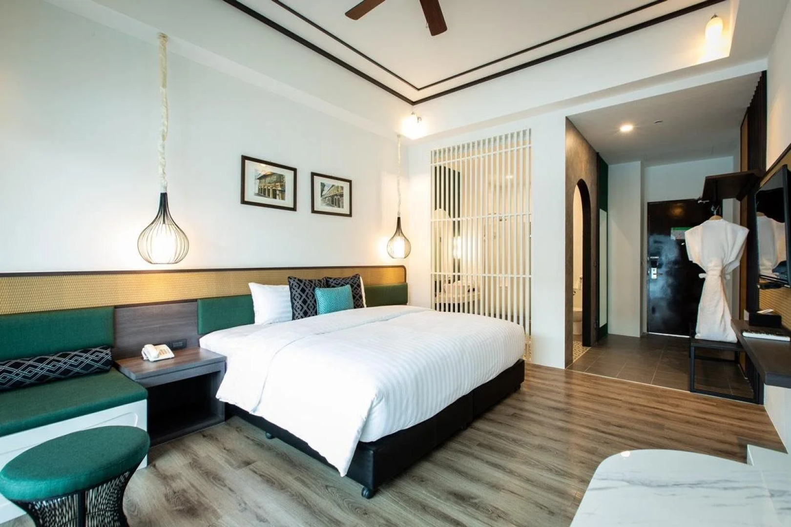Chaanburi Boutique Resort