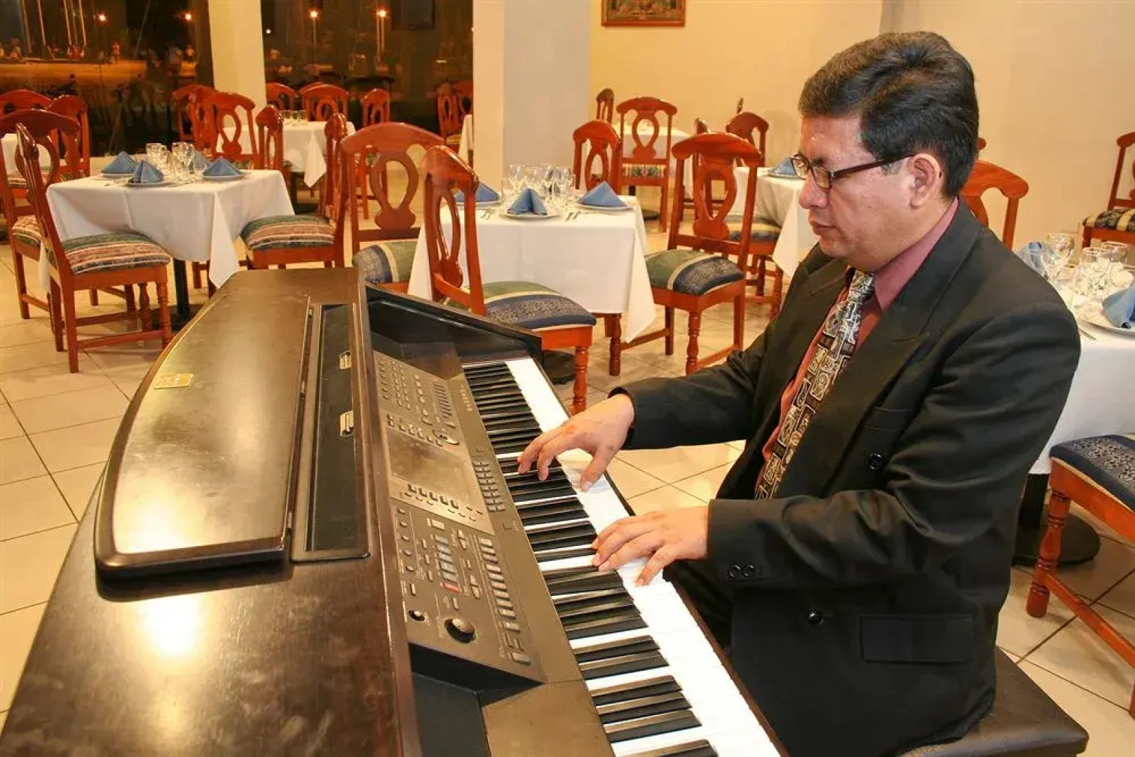 Royal Inn & Casino Hotel