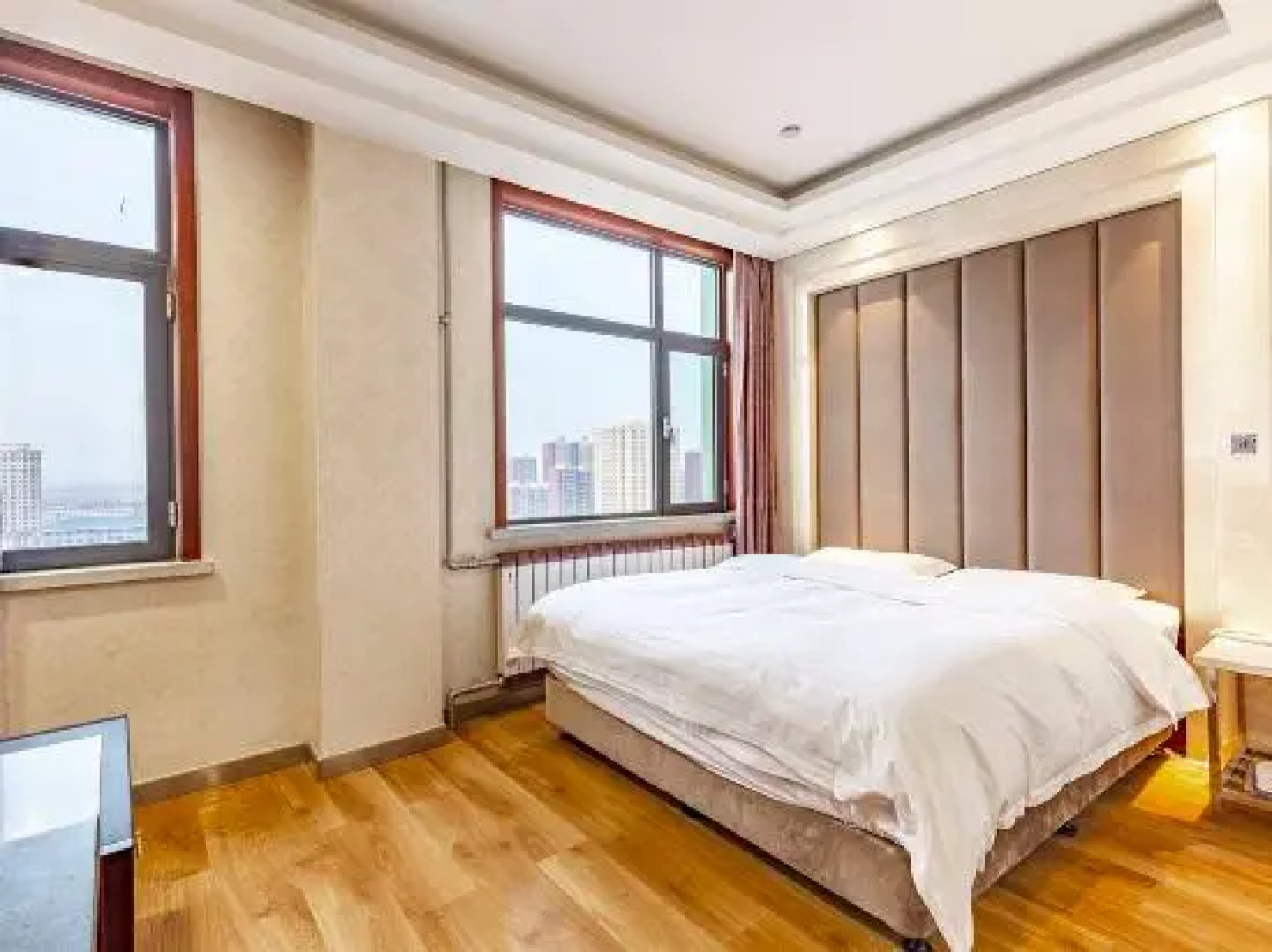 Ripple Hotel (Ulanchabu Central Square)