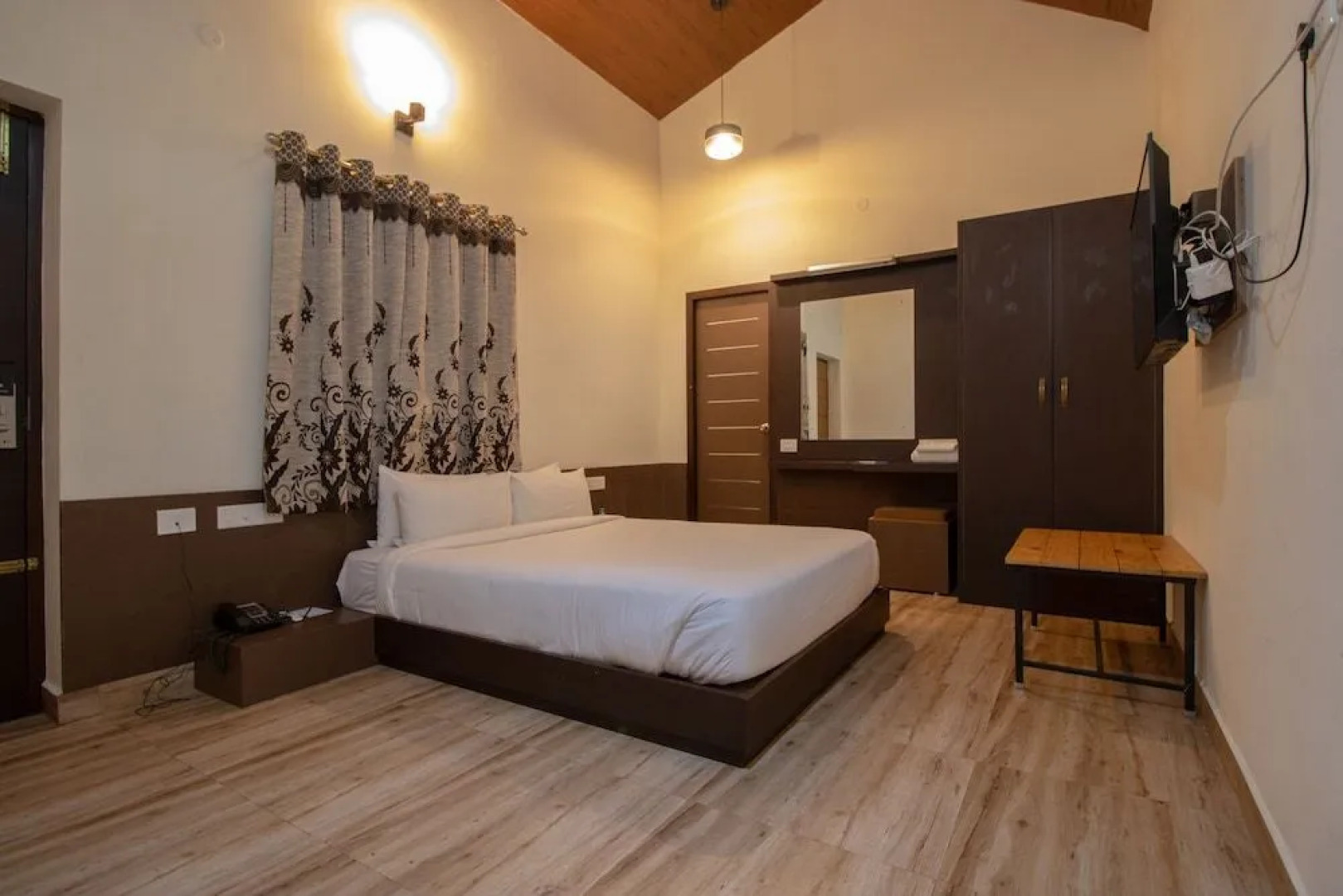 Livgrand - Yellow Lake Resorts & Spa, Yercaud - Myst