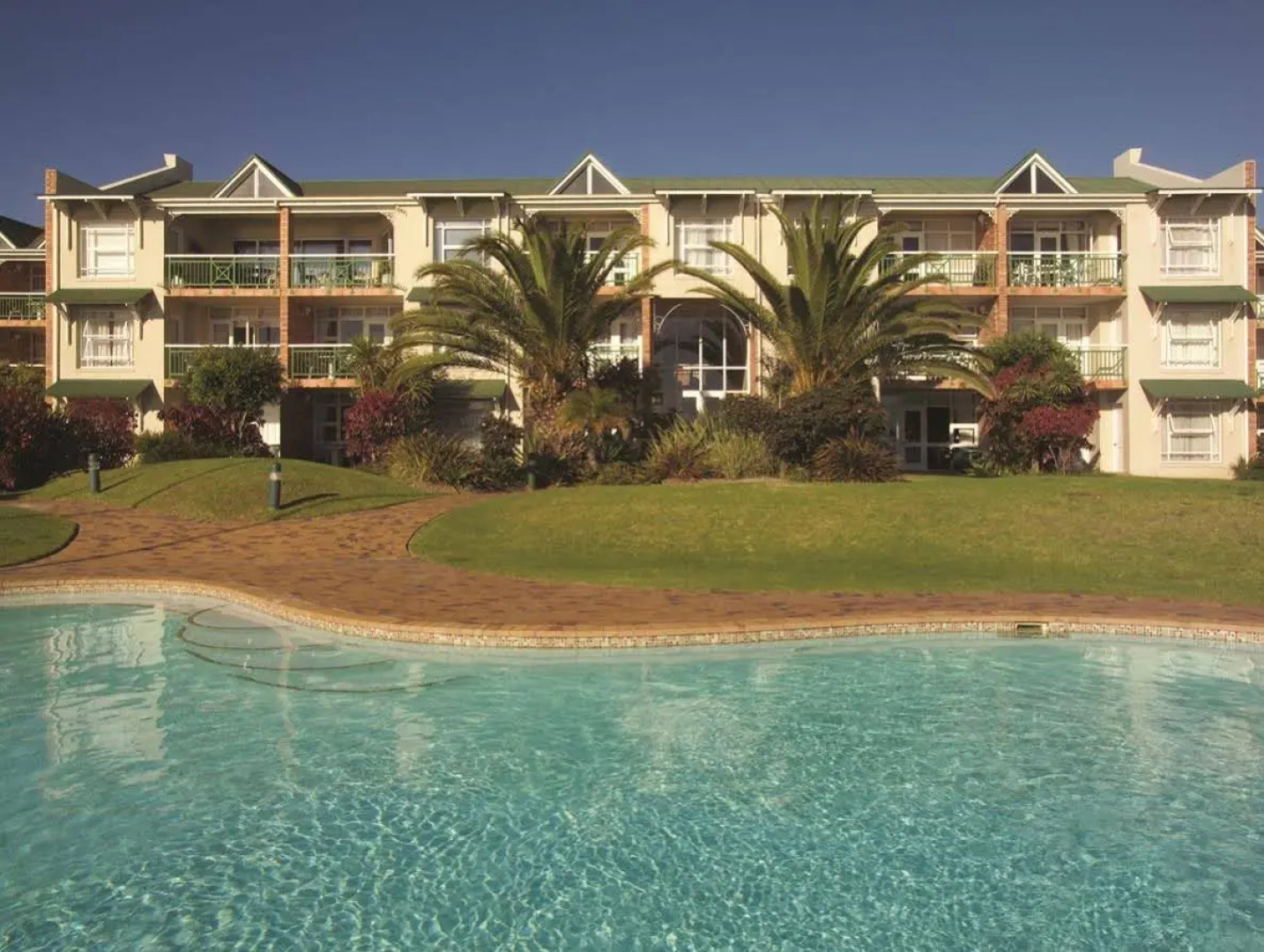 First Group Brookes Hill Suites