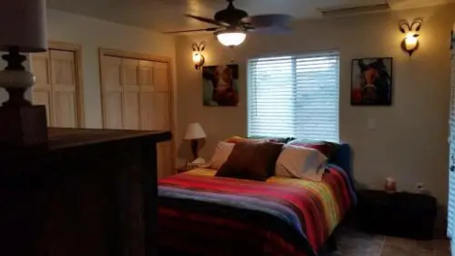 Grizzly Roadhouse Bed & Breakfast and Vacation Rentals