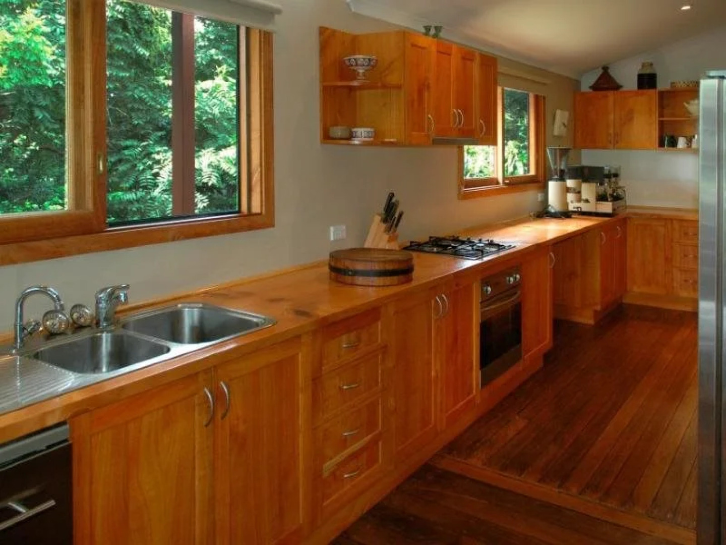 Mavis's Cabins @ Mt Warning