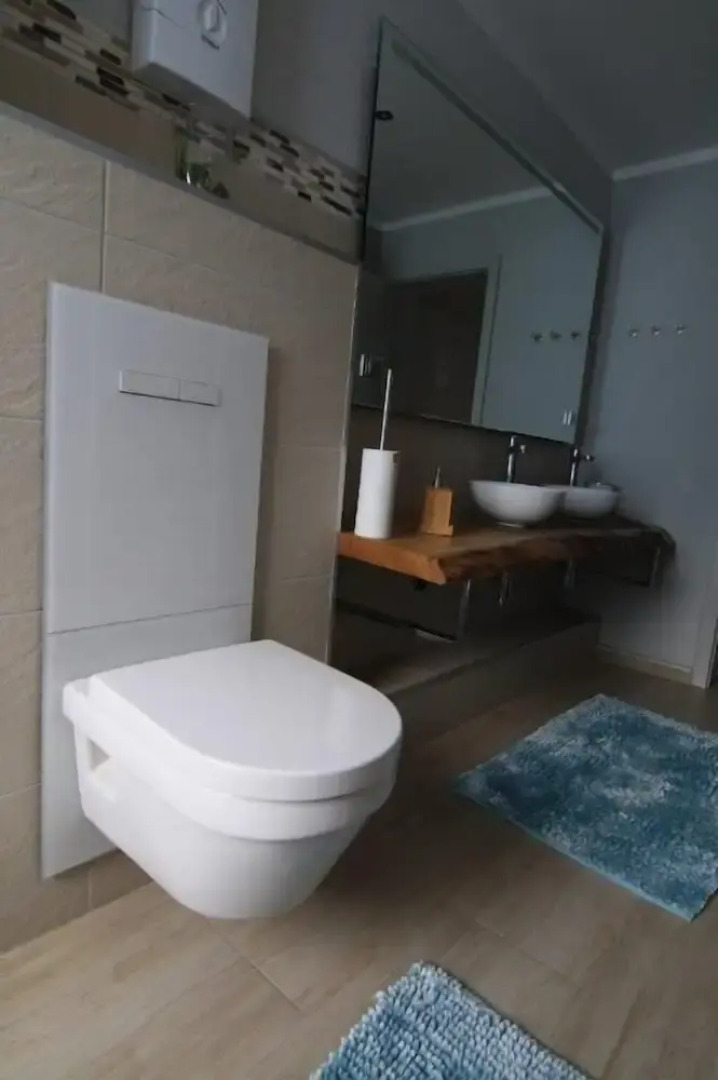 Ferienwohnung 2.OG.Links