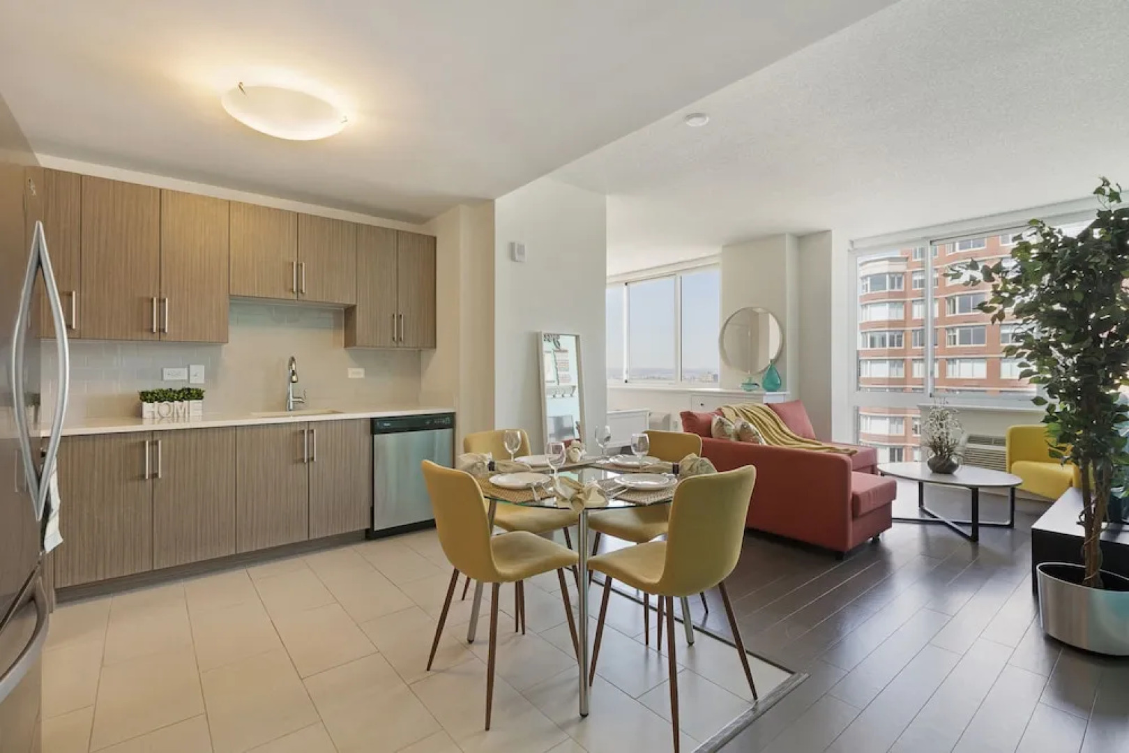 Skyline Luxury Home Suites at Newport II