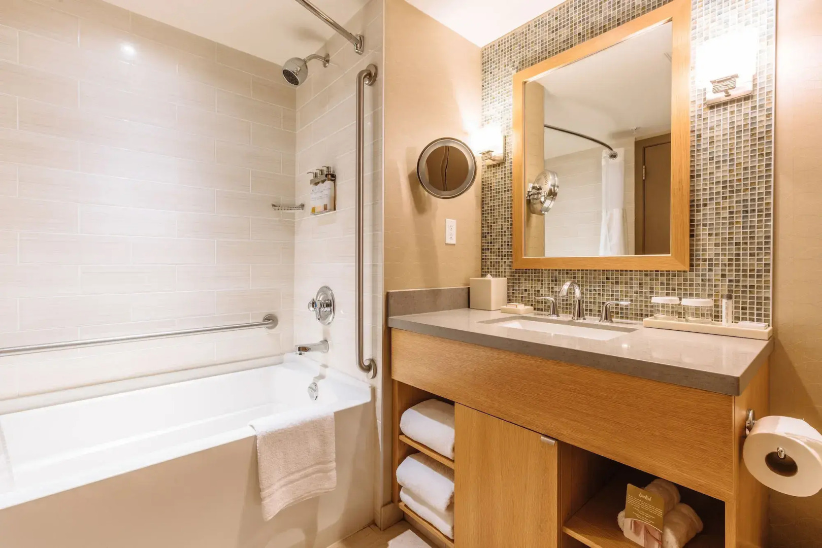 River Rock Casino Resort