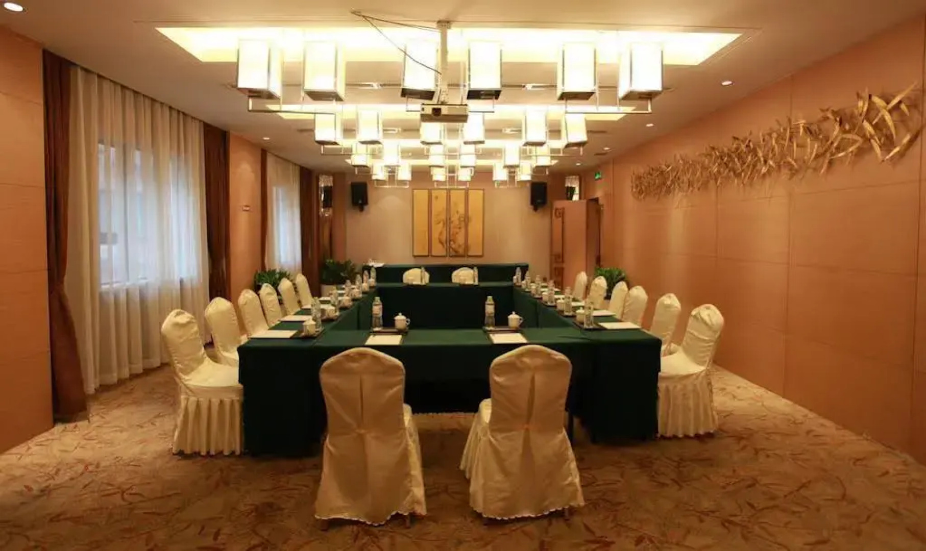 Scholars Hotel (Hangzhou West Lake Wulin Square Zhejiang University)