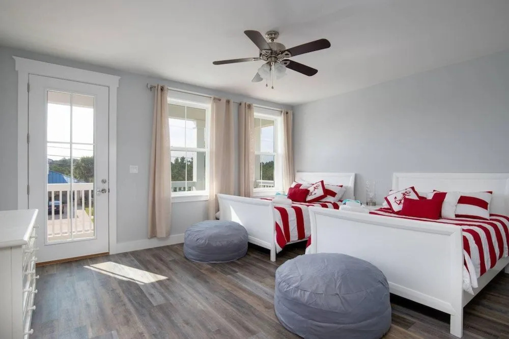 Pier Relaxation I By BlueSwell