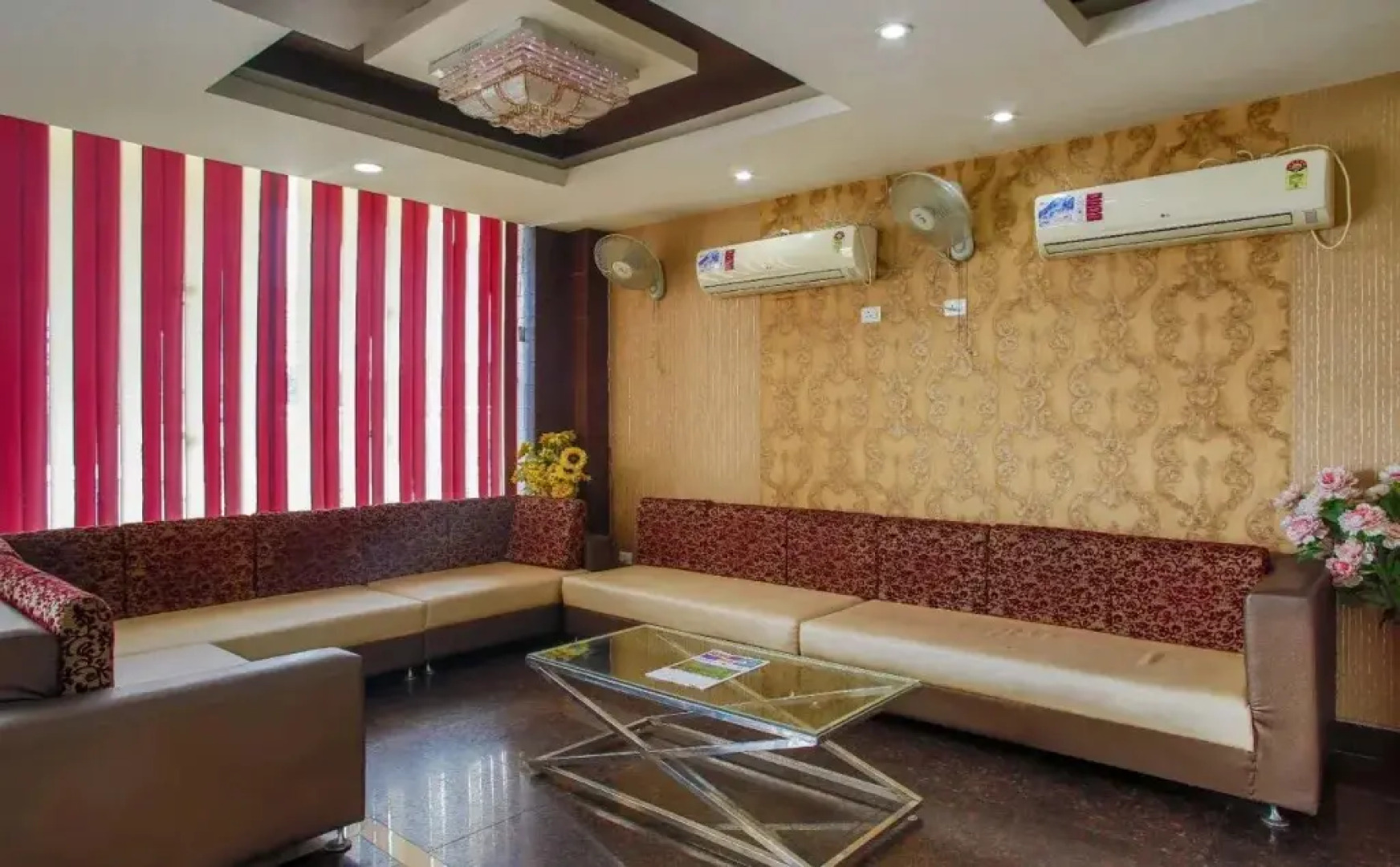 Hotel Maa Gayatri India